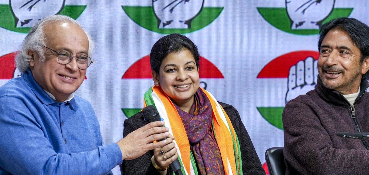 തൃണമൂല്‍ കോണ്‍ഗ്രസ് എംപി മൗസം നൂര്‍ കോണ്‍ഗ്രസില്‍ ചേര്‍ന്നു