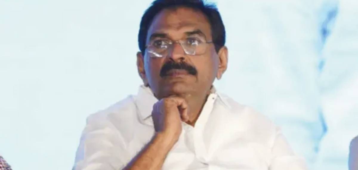 ശബരിമല സ്വര്‍ണക്കൊളള: ആന്റോ ആന്റണി എംപിയെ ചോദ്യം ചെയ്യാൻ എസ്ഐടി, പോറ്റിക്കൊപ്പമുള്ള ചിത്രങ്ങളിൽ വ്യക്തത തേടും