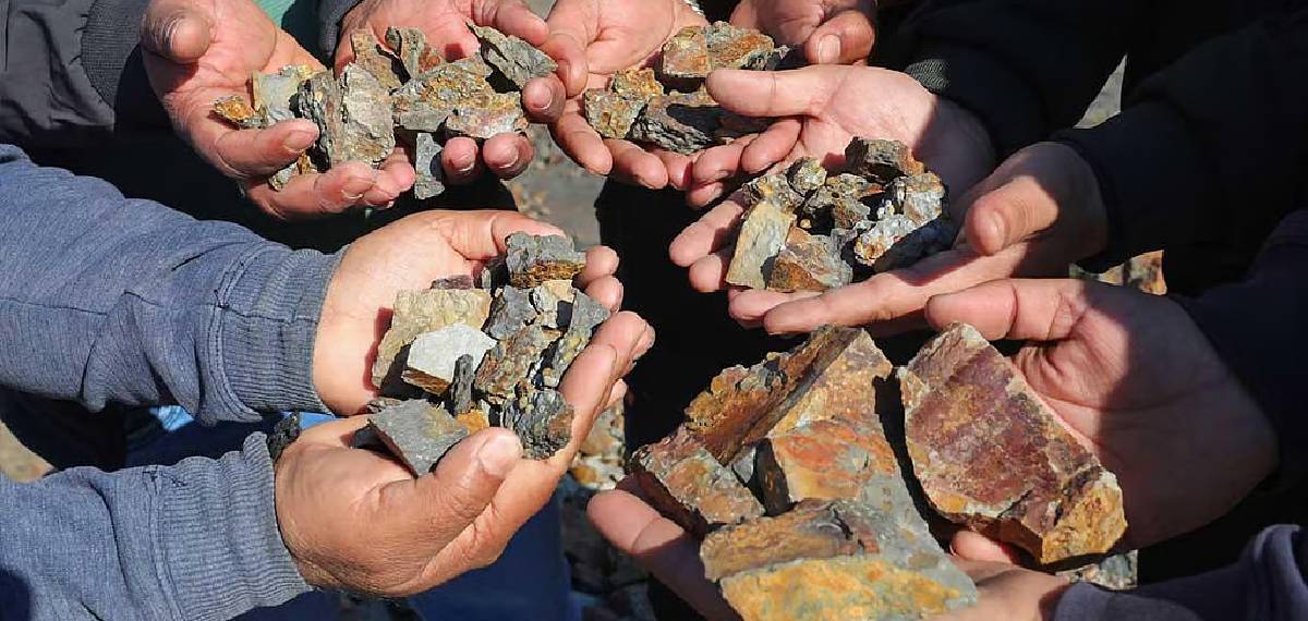 കർണാടകയില്‍ വന്‍ സ്വർണ ശേഖരം: കൂടെ ലിഥിയം ഉള്‍പ്പെടെ അപൂർവ്വ ലോഹങ്ങളും; പക്ഷെ ഖനനം അത്ര എളുപ്പമല്ല