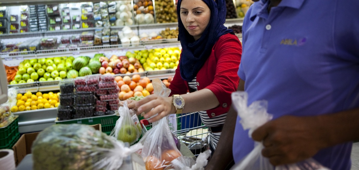 ഉത്പ്പനങ്ങൾക്ക് അമിത വില ഈടാക്കിയാൽ വൻതുക പിഴ; വ്യാപാര സ്ഥാപനങ്ങൾക്ക് മുന്നറിയിപ്പുമായി യുഎഇ