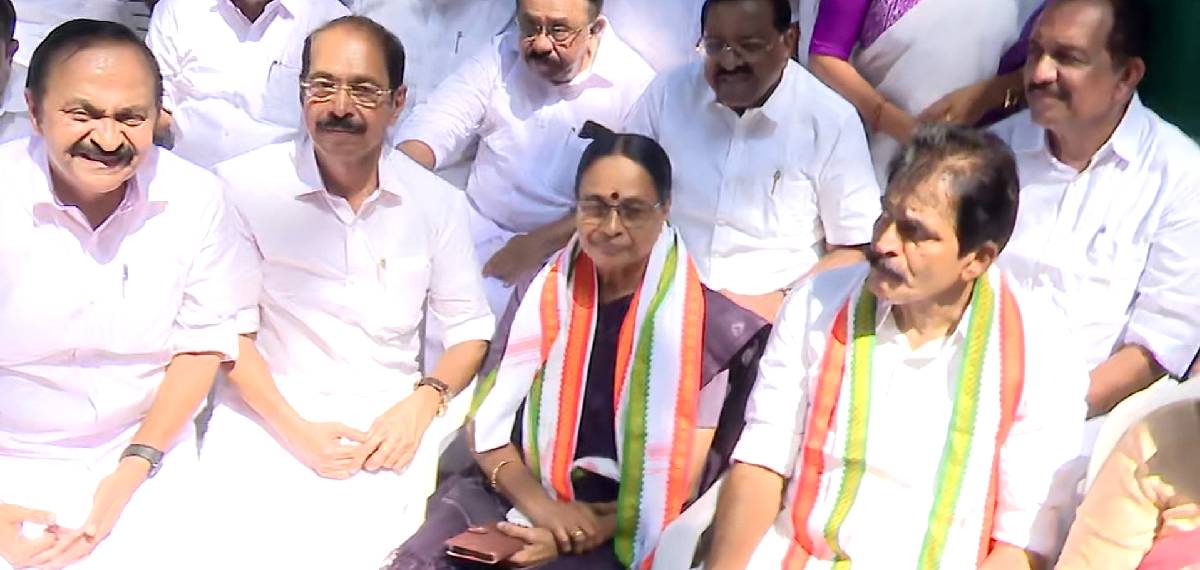 മൂന്ന് പതിറ്റാണ്ട് നീണ്ട സിപിഐഎം ബന്ധം അവസാനിപ്പിച്ചു; ഐഷ പോറ്റി കോണ്ഗ്രസില്