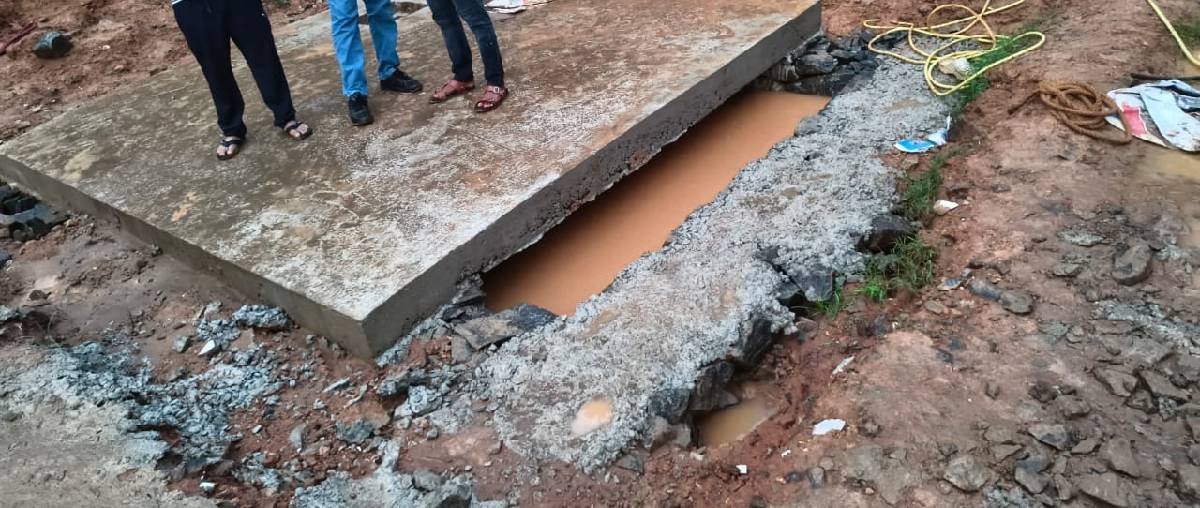 കളിക്കുന്നതിനിടെ അബദ്ധത്തിൽ നിർമാണത്തിലിരുന്ന ടാങ്ക് കുഴിയില്‍ വീണു; കോഴിക്കോട് 15കാരന് ഗുരുതര പരിക്ക്