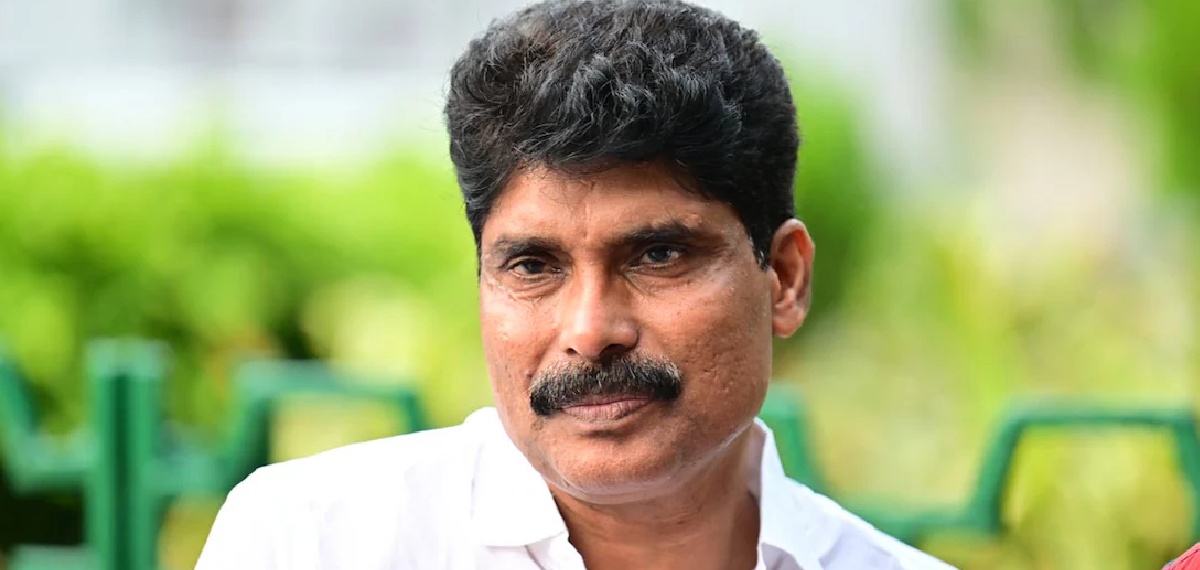 വയനാട് പുനരധിവാസം:ഡിസംബർ 28ന് തറക്കല്ലിടും എന്ന് പറഞ്ഞത് ആഗ്രഹം; ജനുവരി 10നുള്ളിൽ വ്യക്തത വരുത്തും:ടി സിദ്ദിഖ്