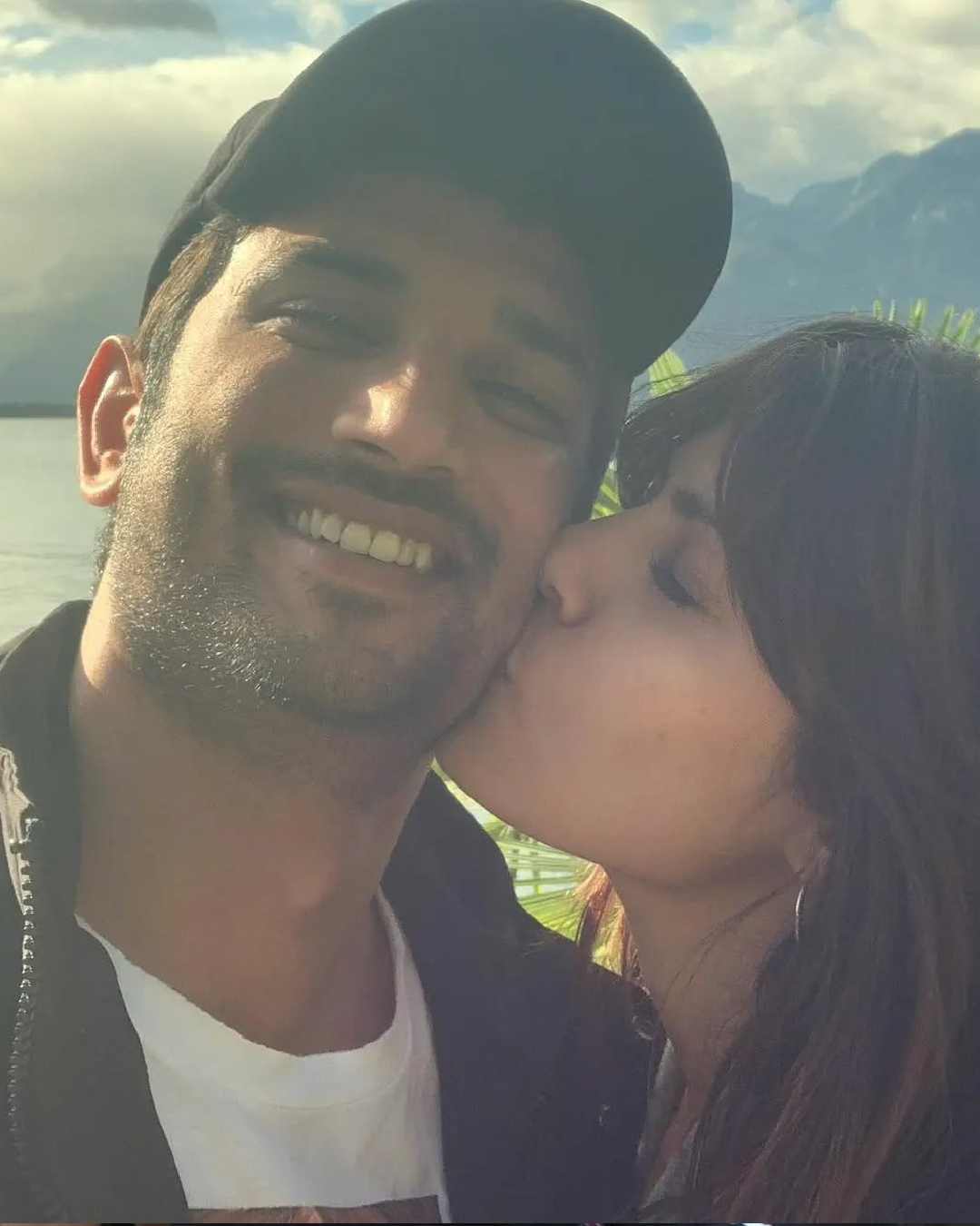 Sushant Singh Rajput and Rhea Chakaraborty