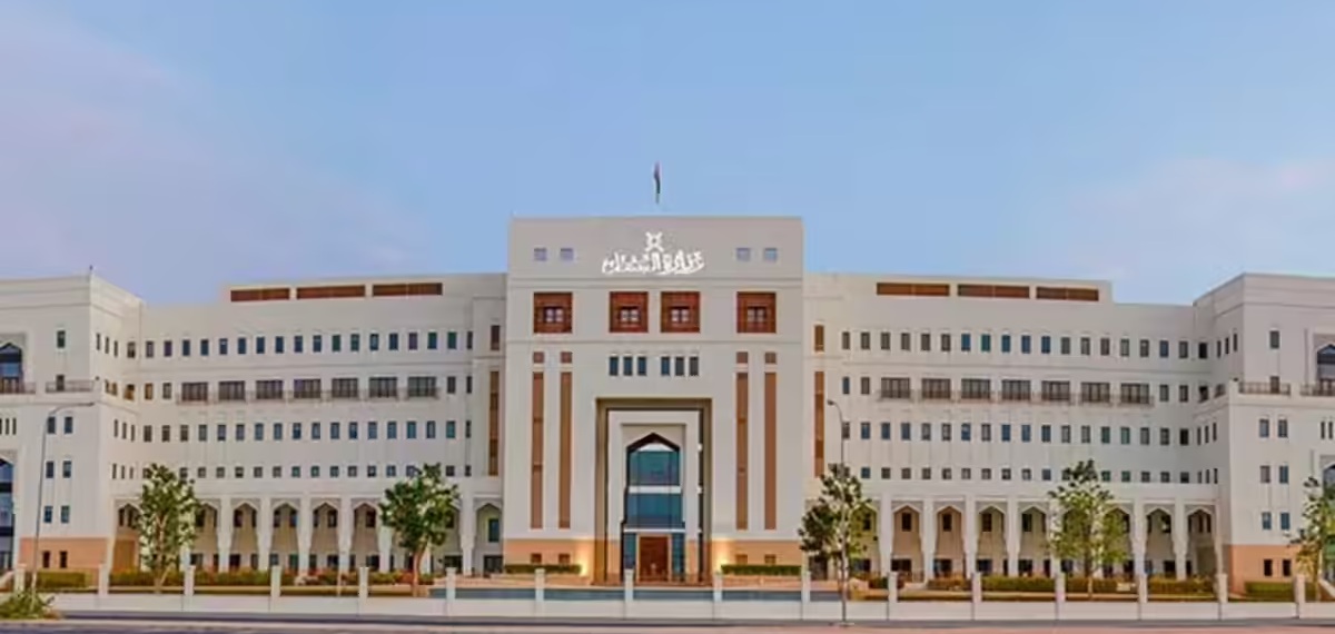 പ്രവാസികളുടെ വിസ സ്റ്റാറ്റസ് ശരിയാക്കുന്നതിനുള്ള സമയപരിധി അവസാനിക്കുന്നു; മുന്നറിയിപ്പുമായി ഒമാൻ