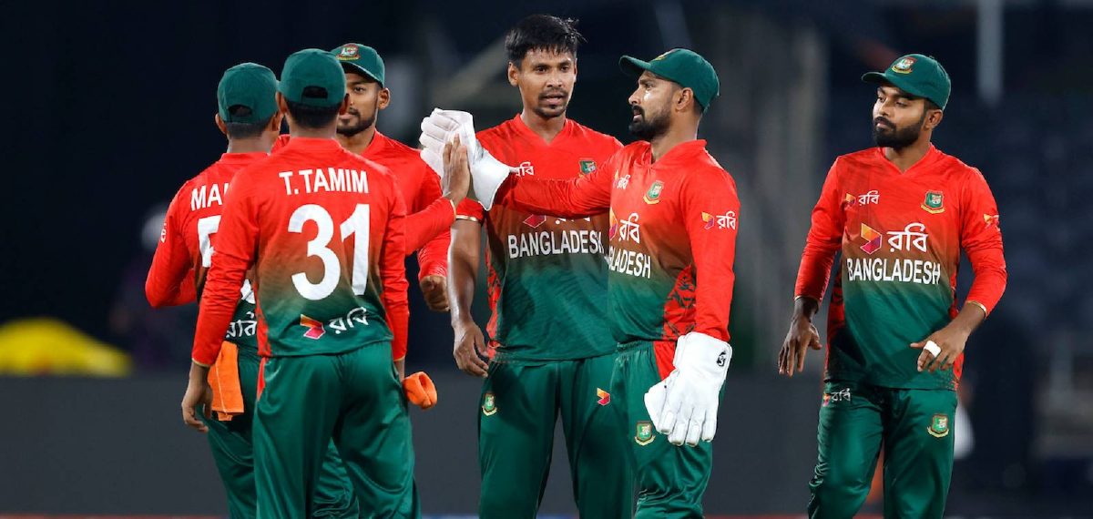 മുസ്തഫിസുറും ടീമില്‍; വിവാദങ്ങള്‍ക്കിടയില്‍ ടി20 ലോകകപ്പിനുള്ള സ്‌ക്വാഡിനെ പ്രഖ്യാപിച്ച് ബംഗ്ലാദേശ്