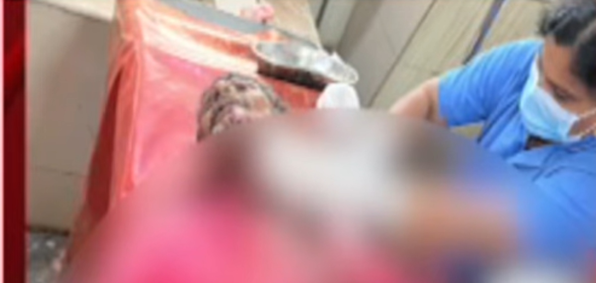 ബിവറേജിൽ ക്യൂ നിൽക്കുന്നതിനെ ചൊല്ലി തർക്കം; ആലപ്പുഴയിൽ വയോധികന് കുത്തേറ്റു