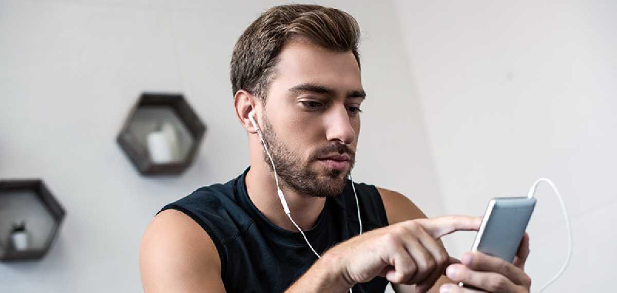 Earbud use affect hearing and mental health