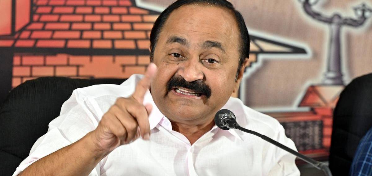 'ശബരിമലയിലെ അവസ്ഥ ഭയാനകം'; എല്‍ഡിഎഫ് ഭരണകാലത്ത് വികസിച്ചത് സിപിഐഎമ്മുകാരുടെ പോക്കറ്റെന്ന് വി ഡി സതീശന്‍