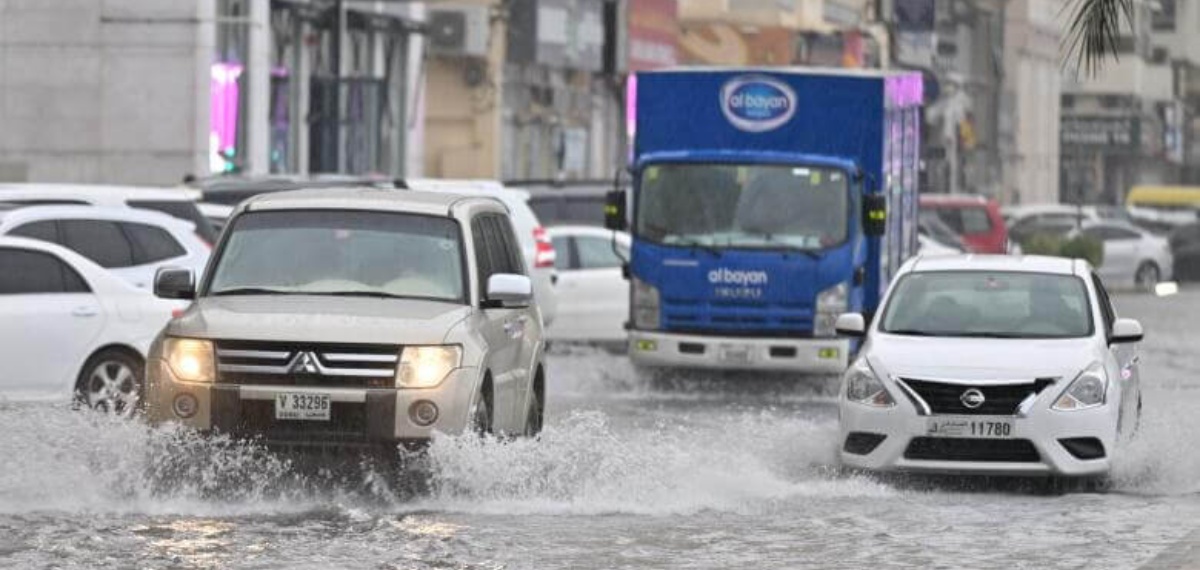 പ്രതികൂല കാലാവസ്ഥയിൽ കേടുപാടുകൾ സംഭവിച്ച വാഹനങ്ങളുടെ ഔദ്യോ​ഗിക സർട്ടിഫിക്കറ്റുകൾ ഓൺലൈനായി വാങ്ങാം
