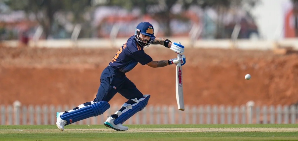 റൺ മെഷീൻ!; ലിസ്റ്റ് എ യിൽ 16,000 റൺസ് തികച്ച് വിരാട്; മുന്നിൽ സച്ചിൻ മാത്രം