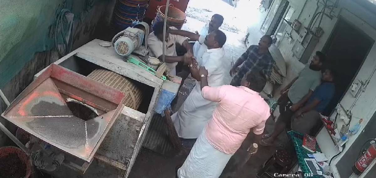 ഏലം ഡ്രയർ നടത്തിപ്പിനെ ചൊല്ലി തർക്കം; കോൺഗ്രസ് നേതാക്കൾ ചേർന്ന് കോൺഗ്രസ് പ്രവർത്തകനെ മർദ്ദിച്ചതായി പരാതി