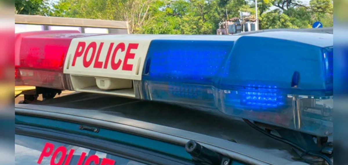 പലചരക്ക് കടയിൽ നിന്ന് മിഠായി പാക്കറ്റ് മോഷ്ടിച്ചെന്ന് ആരോപണം; 12 വയസ്സുള്ള മകളെ വടികൊണ്ട് അടിച്ചുകൊന്ന് പിതാവ്