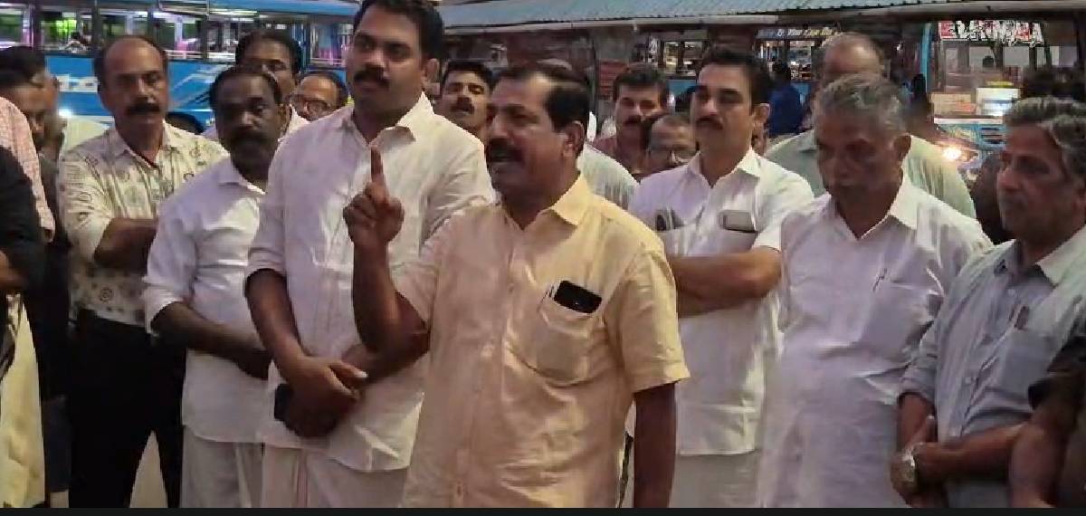 പാര്‍ട്ടിക്കെതിരെ ആരെങ്കിലും ഇറങ്ങിത്തിരിച്ചാല്‍ അവര്‍ക്ക് തടി കേടാക്കേണ്ടി വരും:മുന്നറിയിപ്പുമായി CPIM നേതാവ്