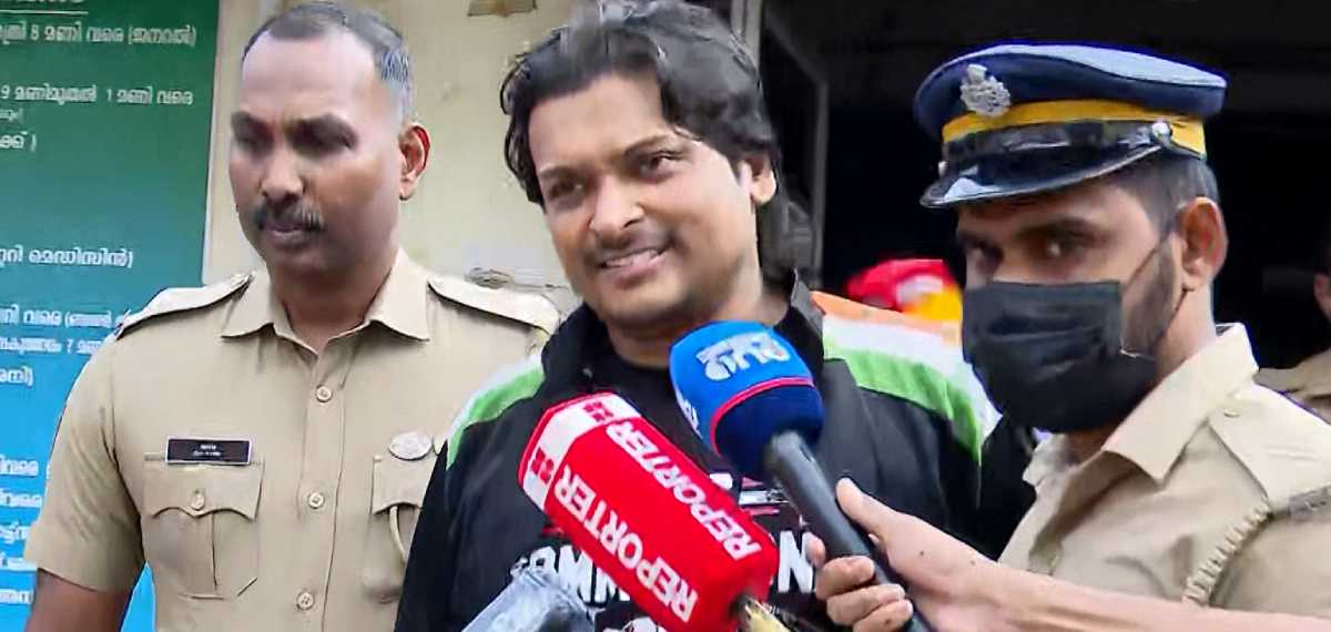 അന്വേഷണവുമായി സഹകരിച്ചു, ജാമ്യത്തിന് വേണ്ടി പ്രാര്ത്ഥിക്കുന്നു: രാഹുല് ഈശ്വര്