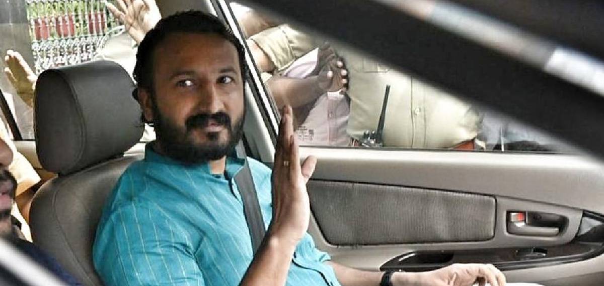 രാഹുൽ മാങ്കൂട്ടത്തിൽ മുങ്ങിയത് ചുവന്ന പോളോ കാറിലെന്ന് നിഗമനം; അന്വേഷണ സംഘം തമിഴ്നാട്ടിലും