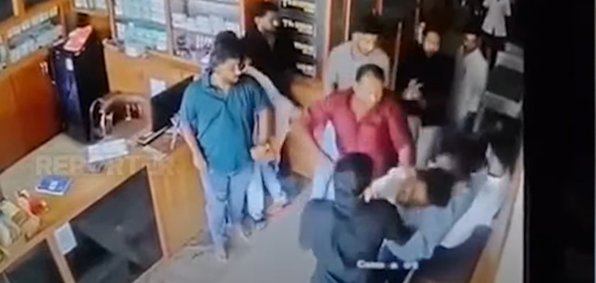 പ്രണയത്തെ ചൊല്ലി തർക്കം; കാസർകോട് ആശുപത്രിക്കുള്ളിൽ കൂട്ടത്തല്ല്