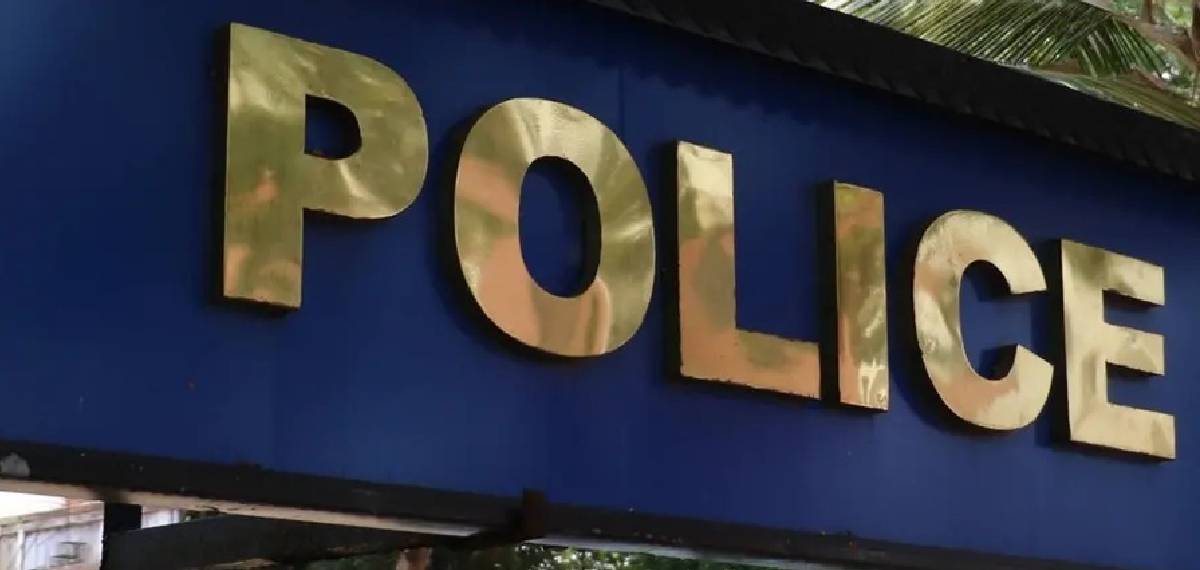 ശബരിമല ഡ്യൂട്ടി കഴിഞ്ഞു വാ കാണിച്ചുതരാം; പൊലീസ് ഭീഷണിയിൽ നടപടി, സസ്പെൻഷൻ