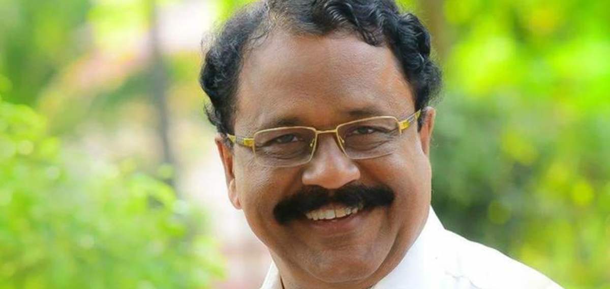 'സര്ക്കാര് ചെലവില് ശ്രീധരന് പിള്ളക്ക് പുരസ്കാരം'; പിന്നില് സിപിഐഎം-ബിജെപി ഡീലെന്ന് യൂത്ത് കോണ്ഗ്രസ്