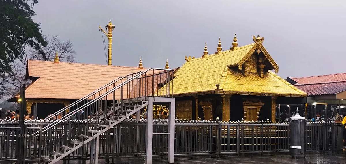 ശബരിമല സ്വർണക്കൊള്ള കേസ്: സന്നിധാനത്ത് പരിശോധന നടത്തി എസ്ഐടി