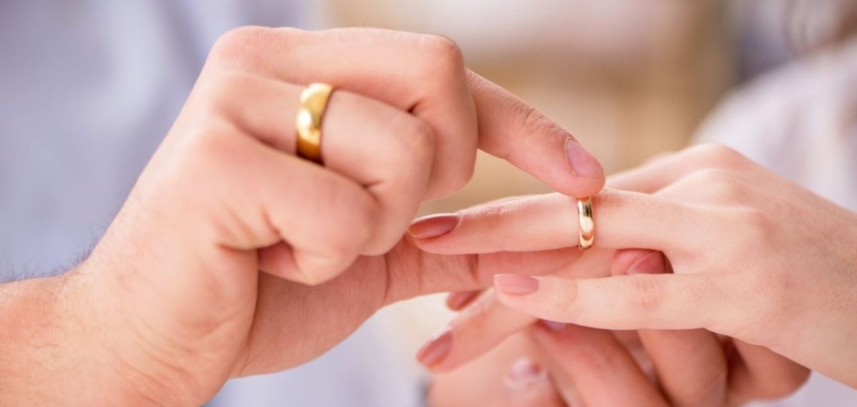 അബുദബിയിൽ തദ്ദേശിയ നിയമപ്രകാരം ഓരോ മണിക്കൂറിലും നടക്കുന്നത് 13 വിദേശ വിവാഹങ്ങൾ; റിപ്പോർട്ട്