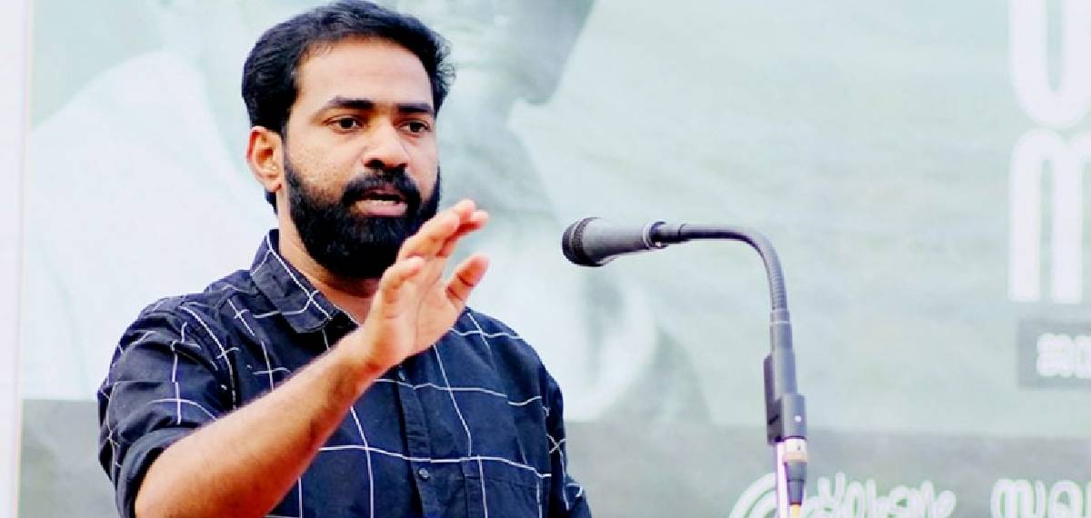 രാഹുലിൻ്റെ ഫ്ളാറ്റ് പാലക്കാട്, വടകരയിൽ ആർക്കാണ് ഫ്ളാറ്റുള്ളത്?; ഷാഫി പറമ്പിലിനെ ഉന്നമിട്ട് വി കെ സനോജ്