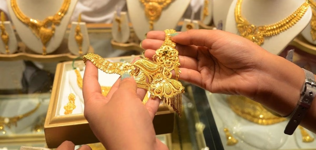 സ്വർണത്തിന്‍റെ ഒരു കുതിപ്പേ.. 3 വർഷം മുമ്പ് ഒരു ലക്ഷം രൂപയ്ക്ക് സ്വർണം വാങ്ങി: ഇപ്പോള്‍ ലാഭം മാത്രം 1.39 ലക്ഷം