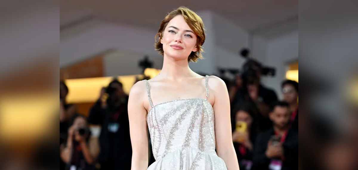 പുതുവർഷത്തിന്റെ നിറമിതാണ്; ഫാഷൻ ലോകം ഏറ്റെടുത്ത ക്ലൗഡ് ഡാൻസർ