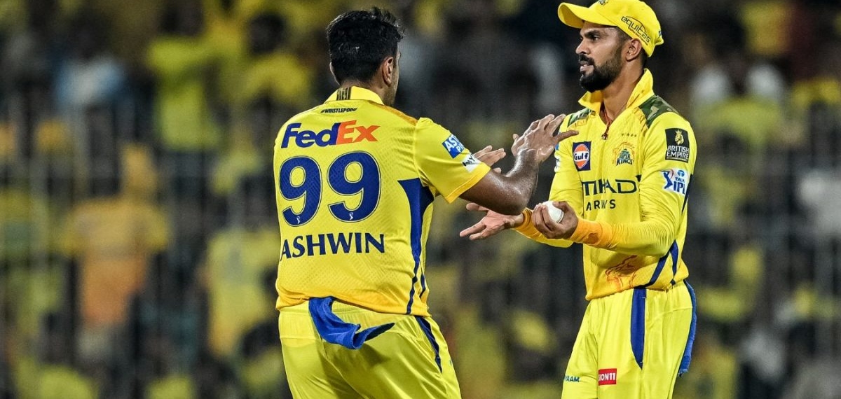 'BCCI യുടേത് പക്ഷപാത നിലപാട്'; റുതുരാജിനെ ഏകദിന ടീമിൽ നിന്ന് തഴഞ്ഞതിനെ വിമർശിച്ച് അശ്വിൻ