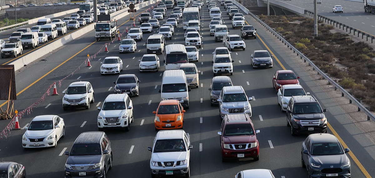 ഷാര്ജയിലെ എമിറേറ്റ്സ് റോഡില് ഗതാഗത നിയന്ത്രണം