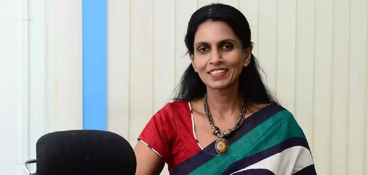 'തിരുവനന്തപുരം കോർപ്പറേഷൻ എൻഡിഎയ്‌ക്കൊപ്പം, ജനഹിതം ഇങ്ങനെയാവട്ടെ...'; ചട്ടവിരുദ്ധ നടപടിയുമായി ആർ ശ്രീലേഖ