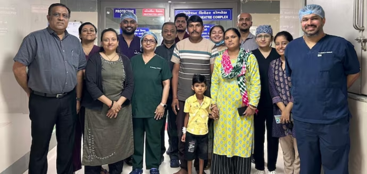 കടുത്ത വയറുവേദന, ഛർദ്ദി; ഏഴ് വയസുകാരന്റെ വയറിൽ നിന്ന് പുറത്തെടുത്തത് മുടിയും പുല്ലും ഷൂലേസും
