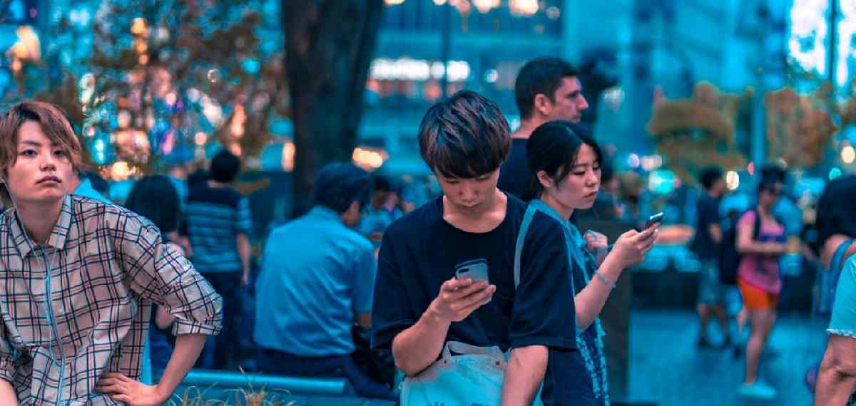 Screen time Habit Of GenZ