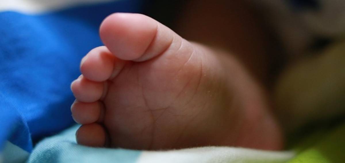 നവജാതശിശുവിനെ തട്ടുകടയില്‍ ഉപേക്ഷിക്കപ്പെട്ട നിലയില്‍ കണ്ടെത്തി: സംഭവം തിരുവല്ലയില്‍