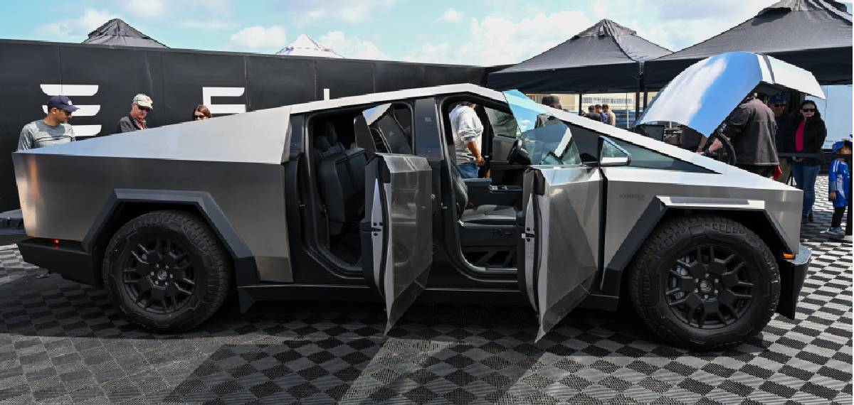 The family of 19-year-old Krysta Tsukahara has filed a wrongful death lawsuit against Tesla, alleging its “dangerously defective” Cybertruck door handle design trapped her inside a burning vehicle