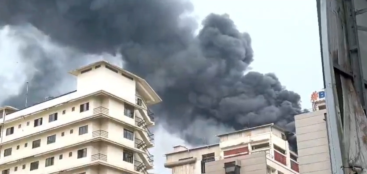 കോഴിക്കോട് ബേബി മെമ്മോറിയല്‍ ആശുപത്രിയില്‍ തീപിടിത്തം