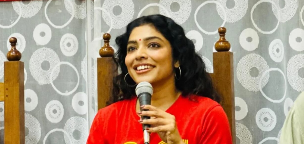 'നാളെ ബാഗ്ദാദ് തിയേറ്റർ ഫെസ്റ്റിവലിന് പോവുകയാണ്; പലസ്തീനും പങ്കെടുക്കുന്നു എന്നതാണ് ഏറ്റവും സന്തോഷം'