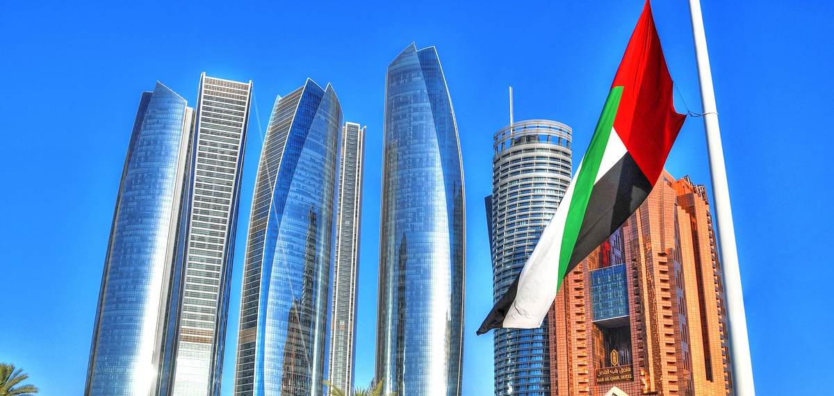 അനുവാദമില്ലാതെ മറ്റൊരാളുടെ വീഡിയോ എടുത്ത് പ്രചരിപ്പിച്ചു: അബുദാബിയില്‍ യുവാവിന് 25000 ദിർഹം പിഴ ചുമത്തി കോടതി