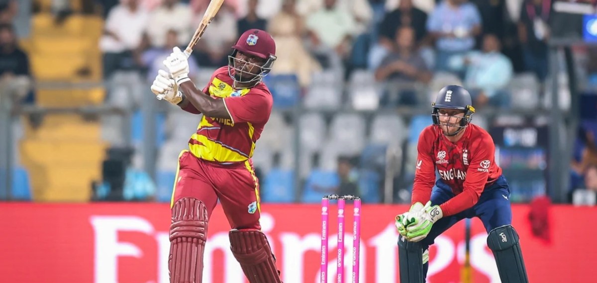 റൂതർഫോഡിന്റെ വെടിക്കെട്ട്; ഇംഗ്ലണ്ടിന് മുന്നിൽ കൂറ്റൻ വിജയലക്ഷ്യമുയർത്തി വിൻഡീസ്