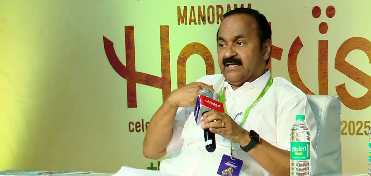 ആള്‍ക്കൂട്ടം പറഞ്ഞാല്‍ മാറുന്നതല്ല പാര്‍ട്ടി തീരുമാനം: രാഹുൽ മാങ്കൂട്ടത്തിൽ വിഷയത്തിൽ പ്രതികരിച്ച് വി ഡി സതീശൻ